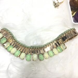 Green choker necklace💚